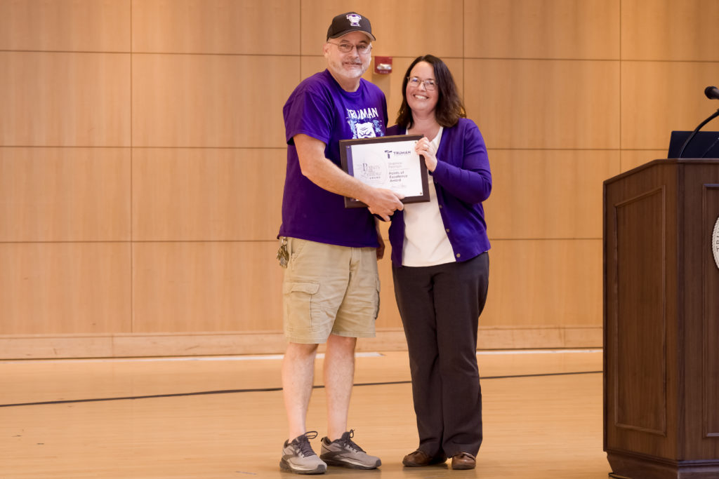 Shannon Pearson accepting his award